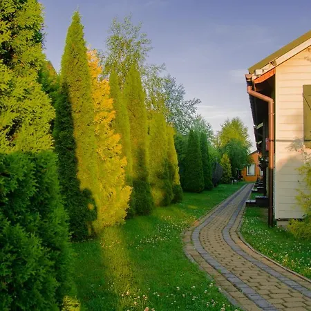 Lodge Czerwone Korale *